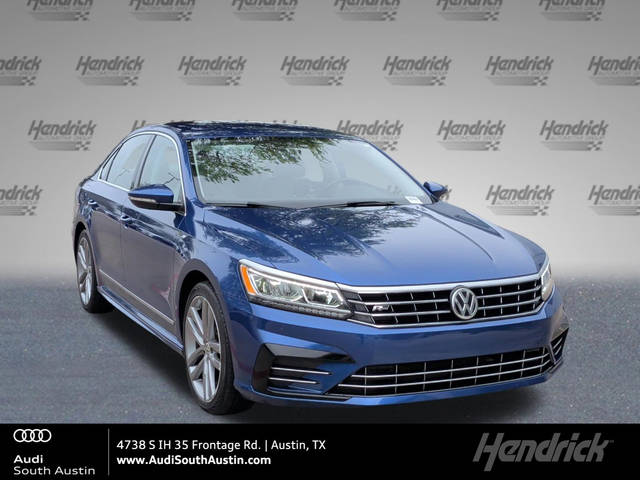 2017 Volkswagen Passat R-Line w/Comfort Pkg FWD photo