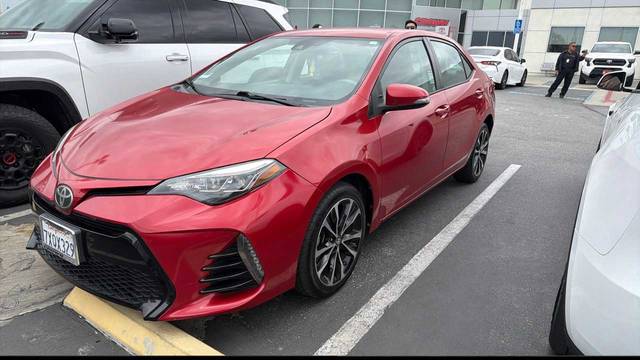 2017 Toyota Corolla SE FWD photo