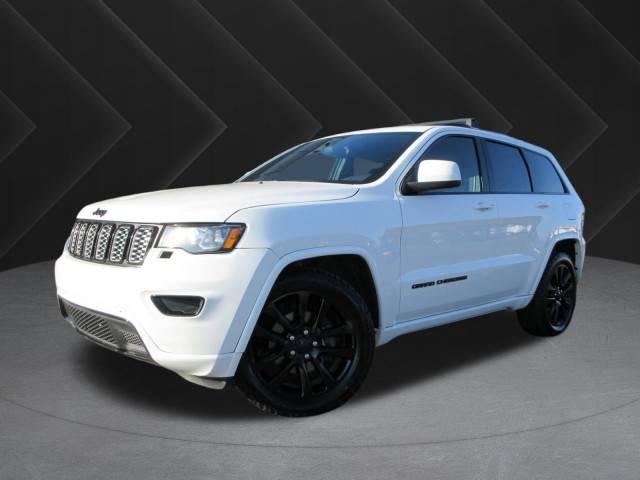 2017 Jeep Grand Cherokee Altitude 4WD photo
