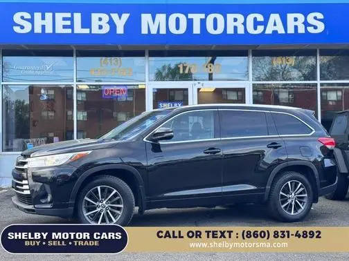 2017 Toyota Highlander XLE AWD photo