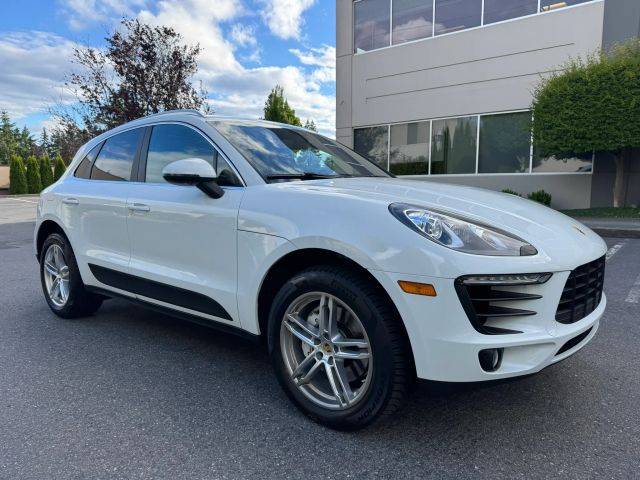 2017 Porsche Macan S AWD photo