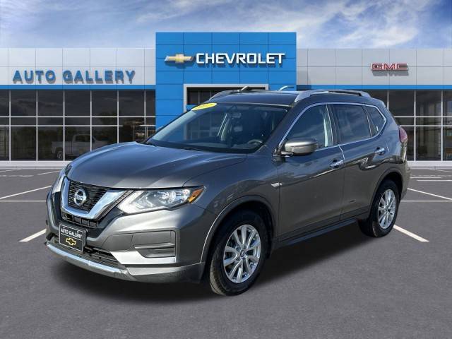 2017 Nissan Rogue SV FWD photo