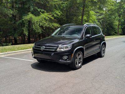 2017 Volkswagen Tiguan Sport FWD photo