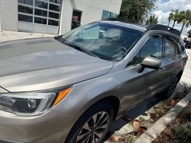 2017 Subaru Outback Limited AWD photo