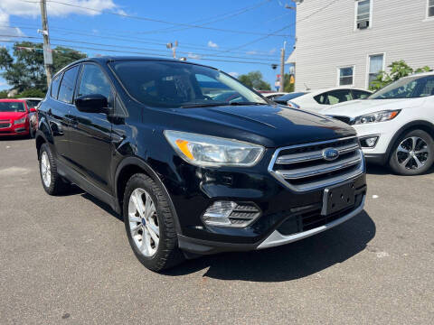 2017 Ford Escape SE FWD photo