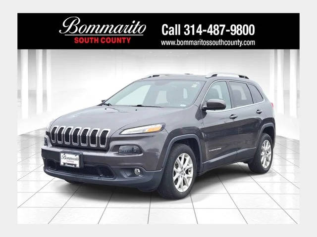 2017 Jeep Cherokee Latitude FWD photo