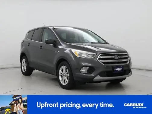 2017 Ford Escape SE FWD photo
