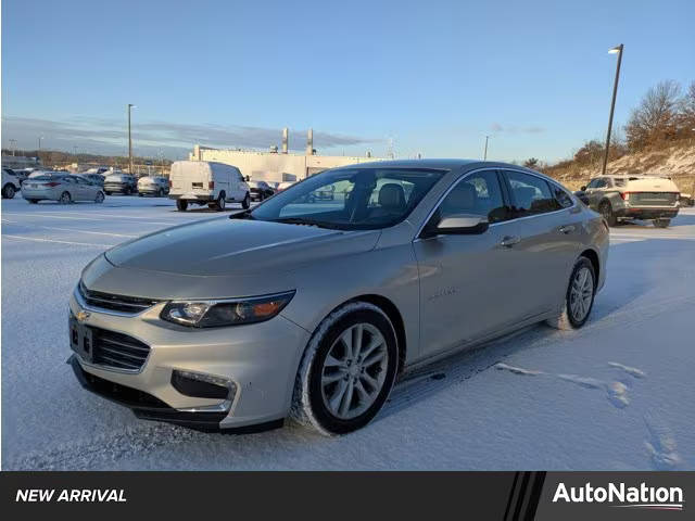 2016 Chevrolet Malibu LT FWD photo