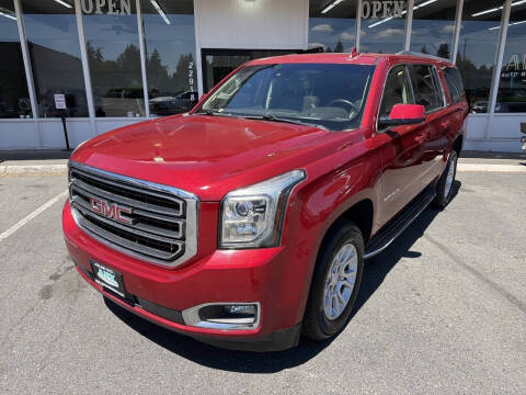 2015 GMC Yukon XL SLT 4WD photo