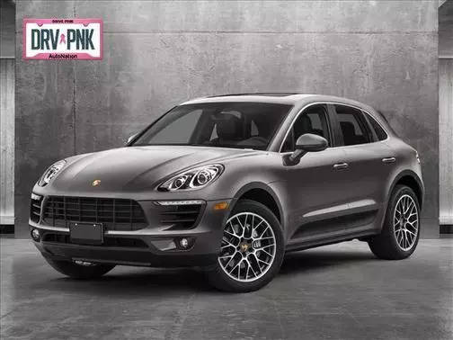 2016 Porsche Macan Turbo AWD photo