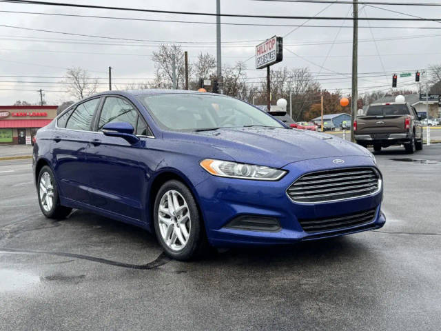 2016 Ford Fusion SE FWD photo