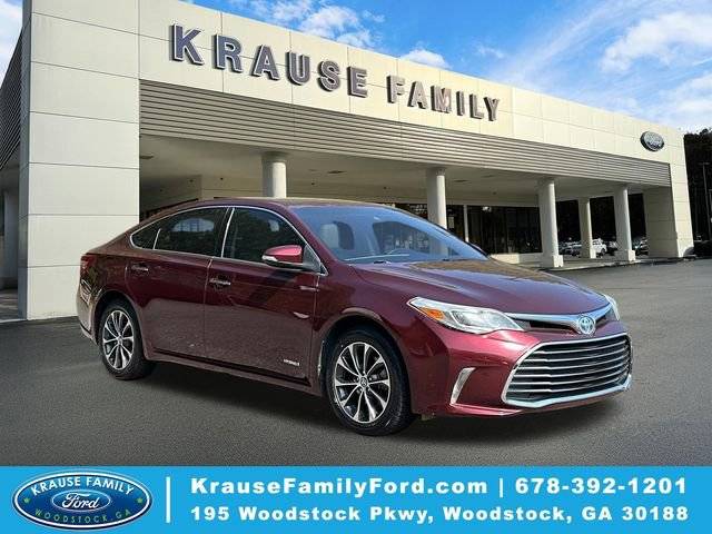 2017 Toyota Avalon Hybrid XLE Plus FWD photo