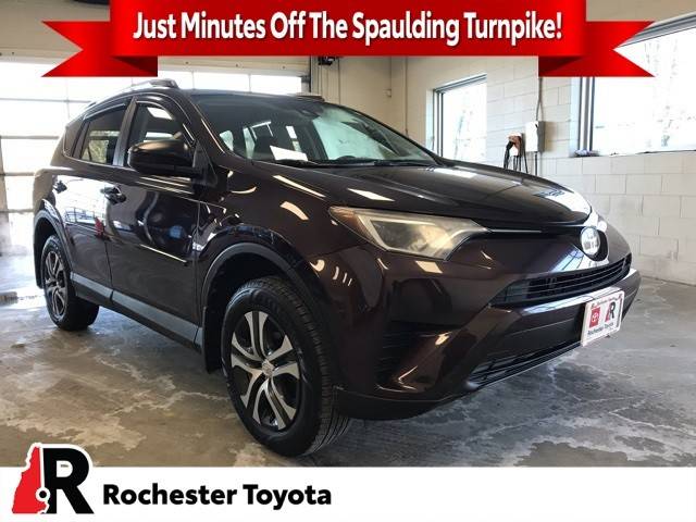 2017 Toyota RAV4 LE AWD photo