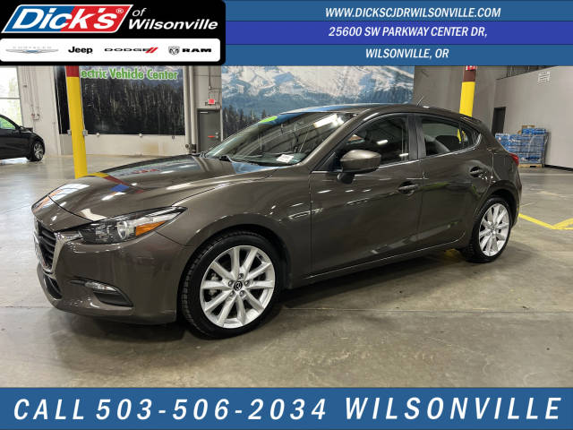 2017 Mazda 3 Touring 2.5 FWD photo