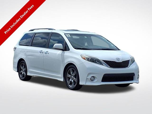2017 Toyota Sienna SE FWD photo