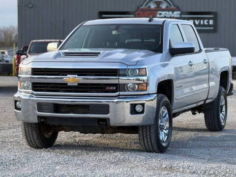 2017 Chevrolet Silverado 2500HD LT 4WD photo
