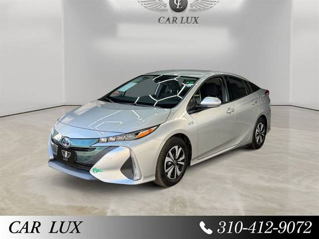 2017 Toyota Prius Prime Plus FWD photo
