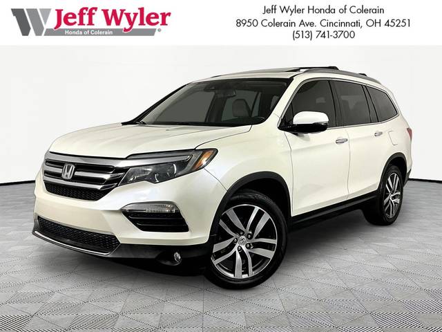 2017 Honda Pilot Elite AWD photo