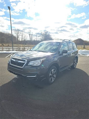 2017 Subaru Forester Premium AWD photo