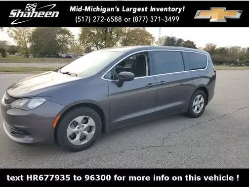 2017 Chrysler Pacifica Minivan LX FWD photo