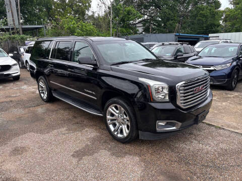 2017 GMC Yukon XL SLT RWD photo