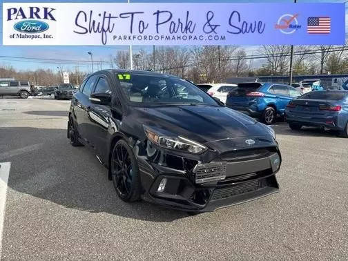 2017 Ford Focus RS AWD photo