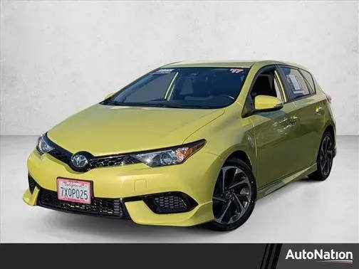 2017 Toyota Corolla iM FWD photo
