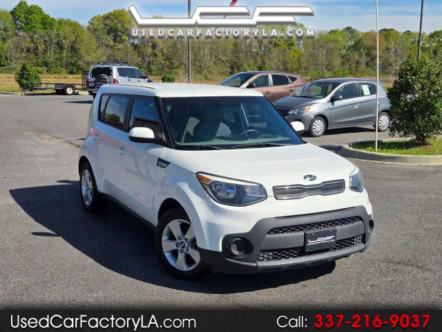 2017 Kia Soul Base FWD photo
