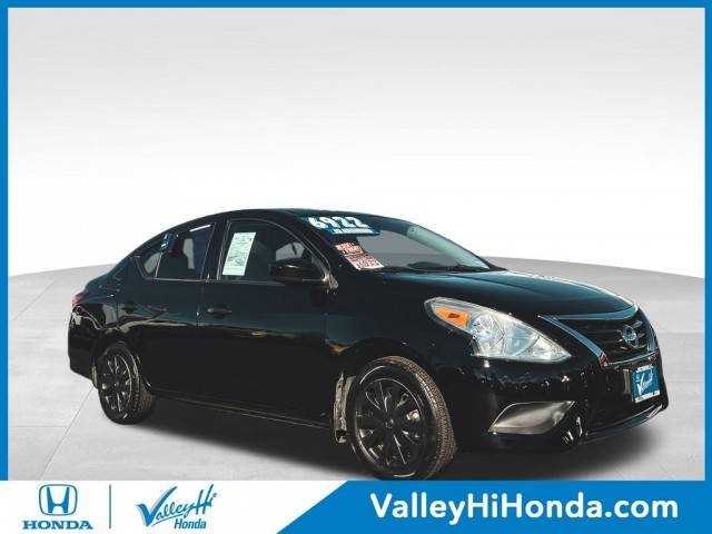 2017 Nissan Versa S Plus FWD photo