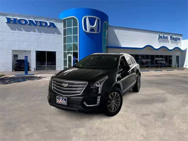 2017 Cadillac XT5 Luxury FWD FWD photo