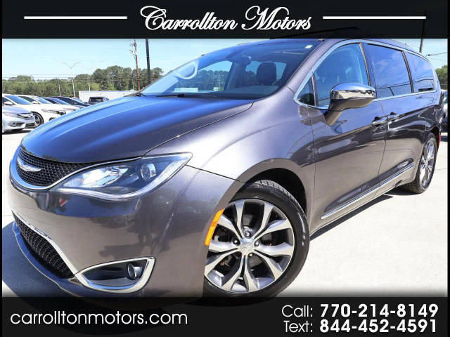 2017 Chrysler Pacifica Minivan Limited FWD photo
