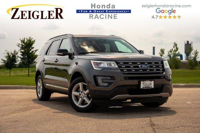 2017 Ford Explorer XLT 4WD photo