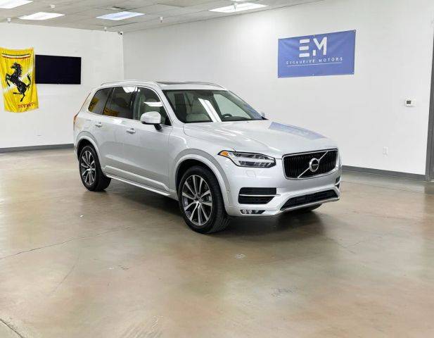 2017 Volvo XC90 R-Design AWD photo