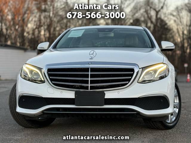 2017 Mercedes-Benz E-Class E 300 Luxury RWD photo