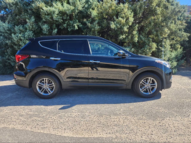 2017 Hyundai Santa Fe Sport 2.4L AWD photo