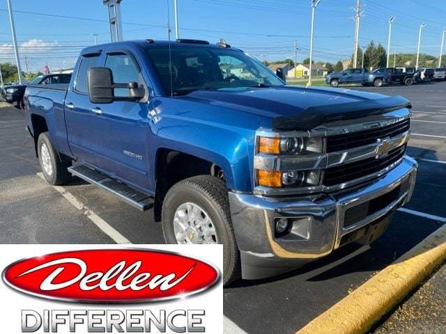 2017 Chevrolet Silverado 2500HD LT 4WD photo