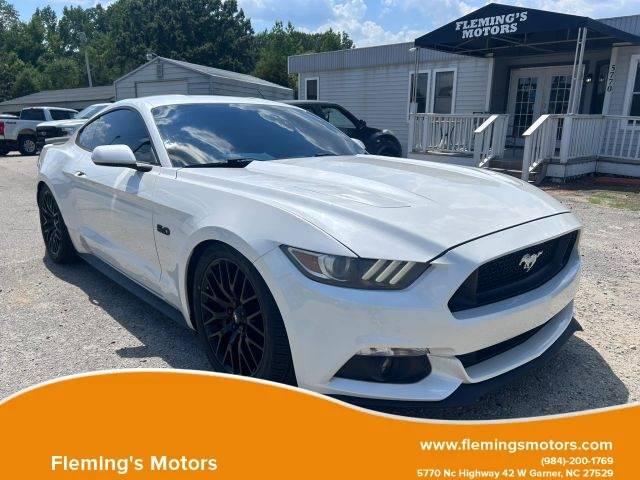 2017 Ford Mustang GT RWD photo