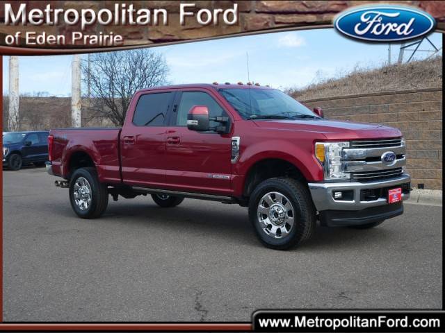 2017 Ford F-350 Super Duty Lariat 4WD photo