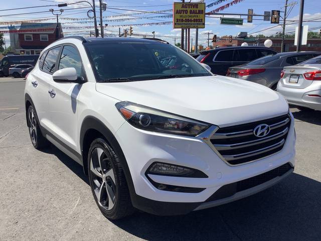 2017 Hyundai Tucson Limited AWD photo