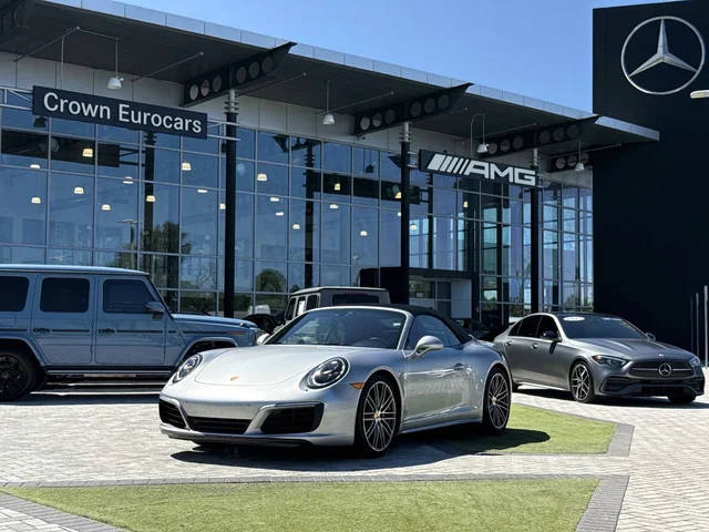 2017 Porsche 911 Carrera 4S AWD photo