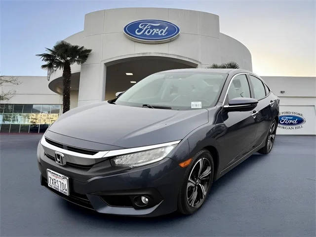 2016 Honda Civic Touring FWD photo