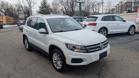 2017 Volkswagen Tiguan Wolfsburg Edition AWD photo