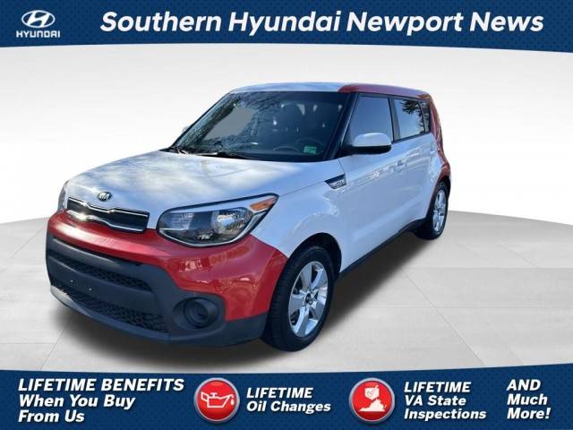 2017 Kia Soul Base FWD photo