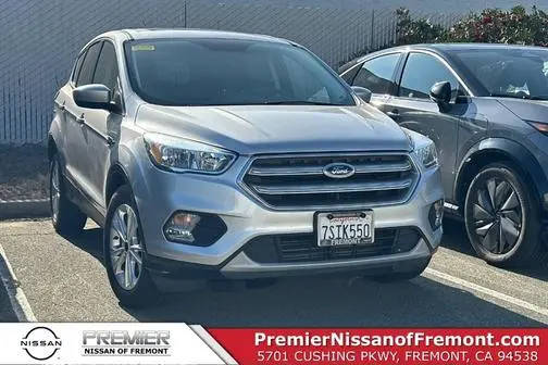 2017 Ford Escape SE FWD photo