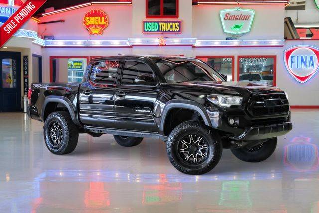 2017 Toyota Tacoma TRD Off Road 4WD photo