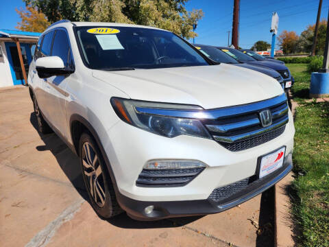 2017 Honda Pilot Touring AWD photo