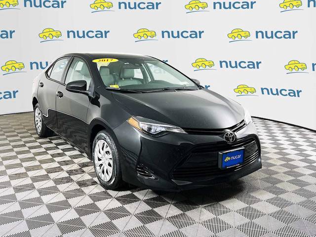 2017 Toyota Corolla LE FWD photo