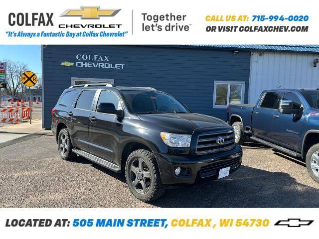 2017 Toyota Sequoia SR5 4WD photo