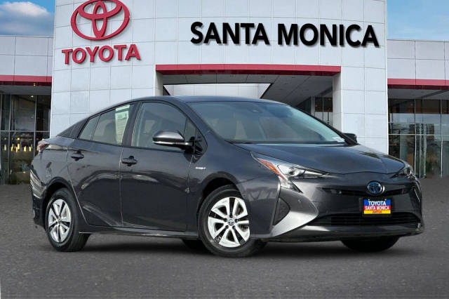 2017 Toyota Prius Four FWD photo