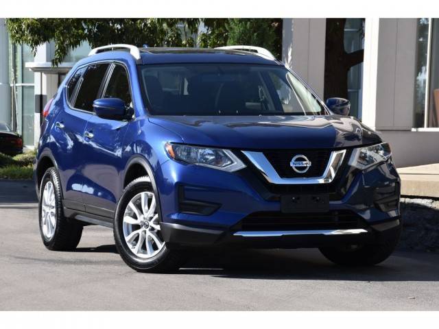 2017 Nissan Rogue SV AWD photo